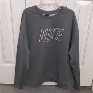 Size L Nike Crewneck
